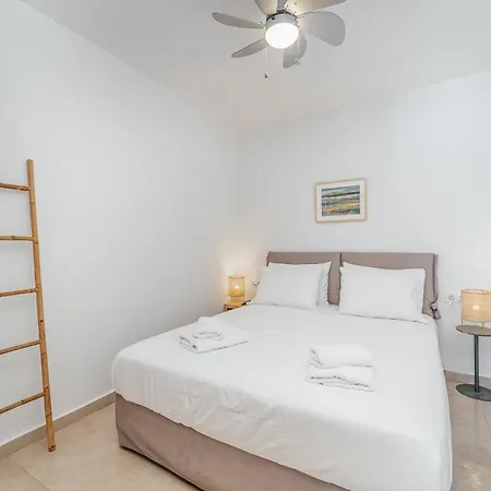 Lefkada Blue Luxury Apartments B1, Perigiali Deck Level *